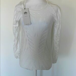 NWT Alo Yoga Wanderer White Women's Top size L